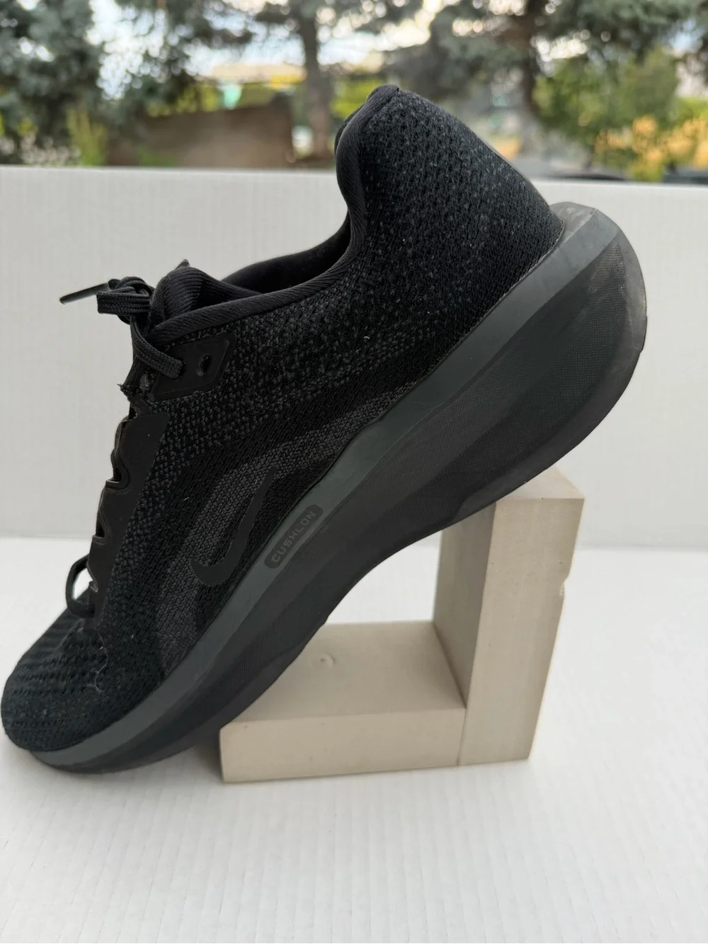 Nike Men's Winflo 11 Road Running Shoes size 11